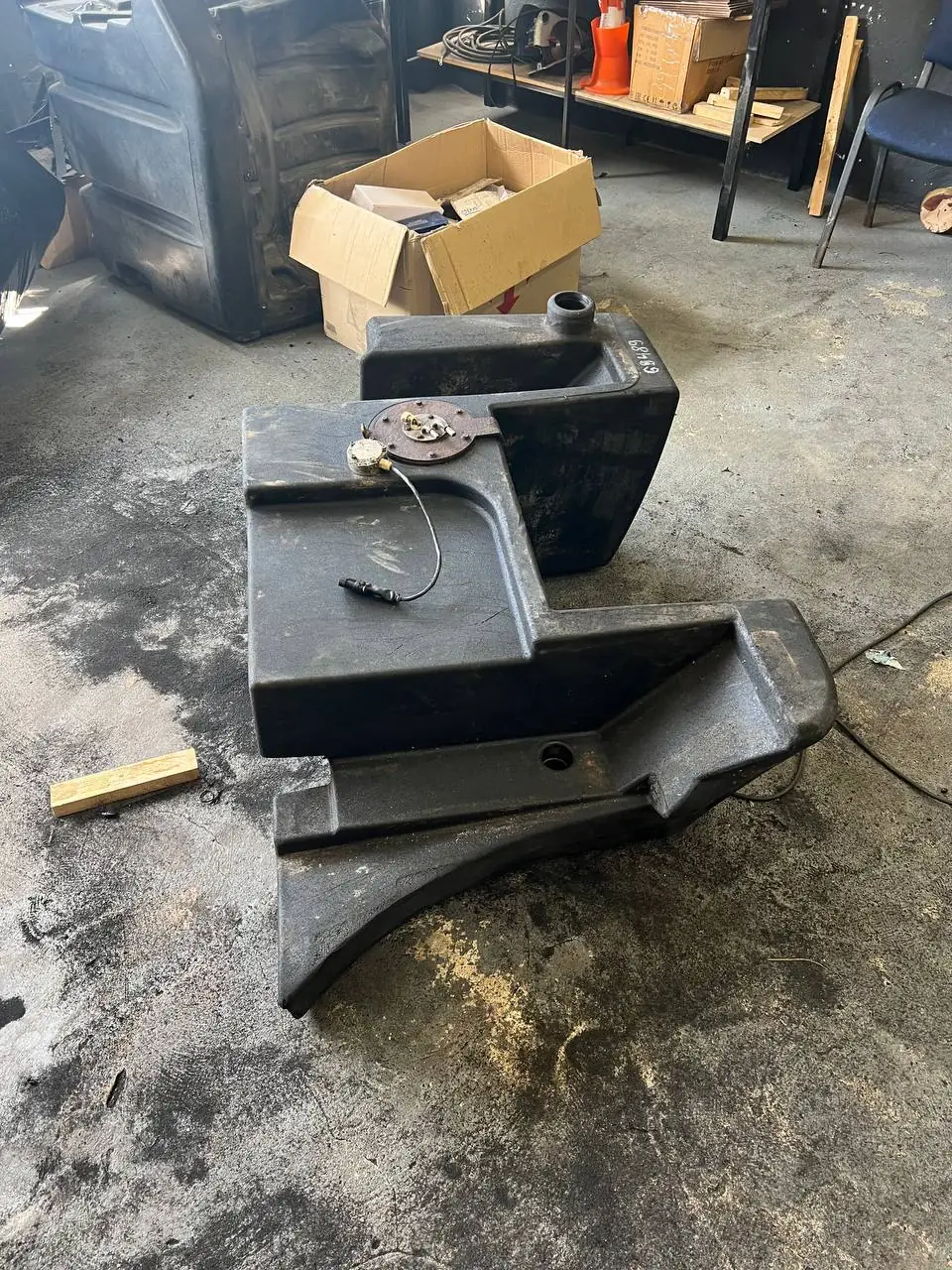 Foto 3 der Reparatur — Kraftstofftank-Reparatur JCB (2)