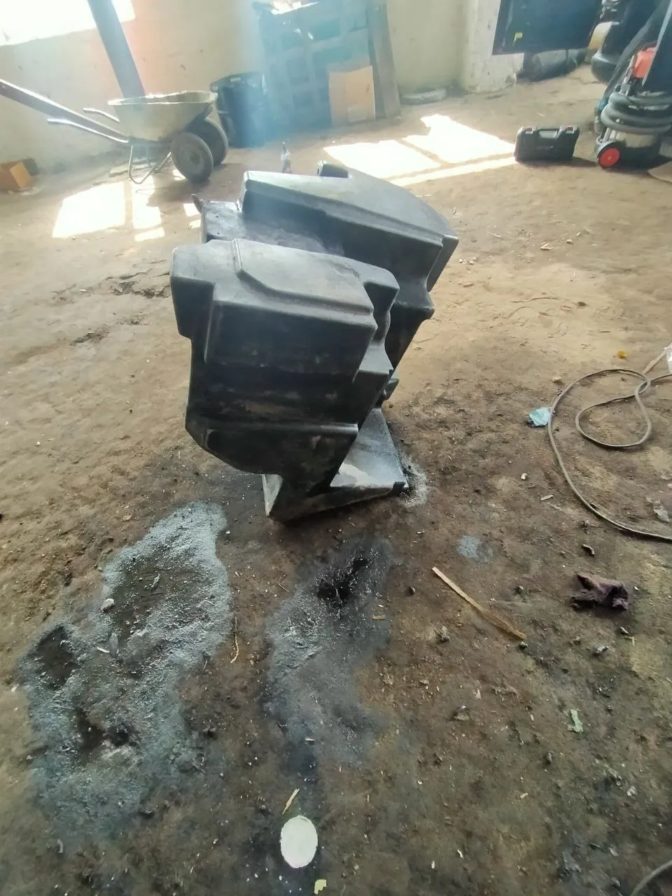 Foto 24 der Reparatur — Kraftstofftank-Reparatur Fendt 936 — Riss an der Ecke (typische Stelle)