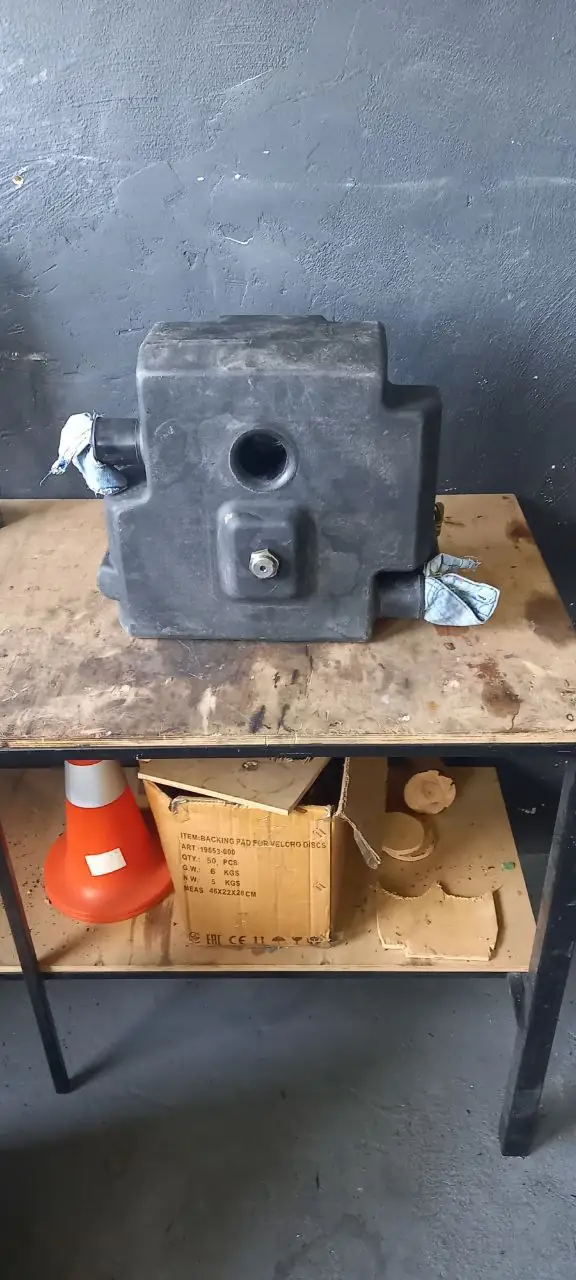 Foto 4 der Reparatur — Kraftstofftank-Reparatur am Traktor — Auftrag 85360
