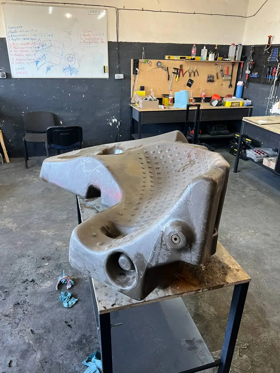 Foto 10 der Reparatur — Kraftstofftank-Reparatur Manitou