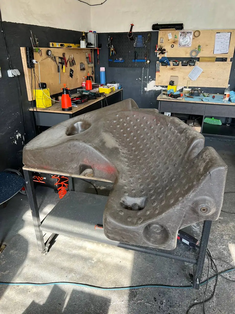 Foto 6 der Reparatur — Kraftstofftank-Reparatur Manitou