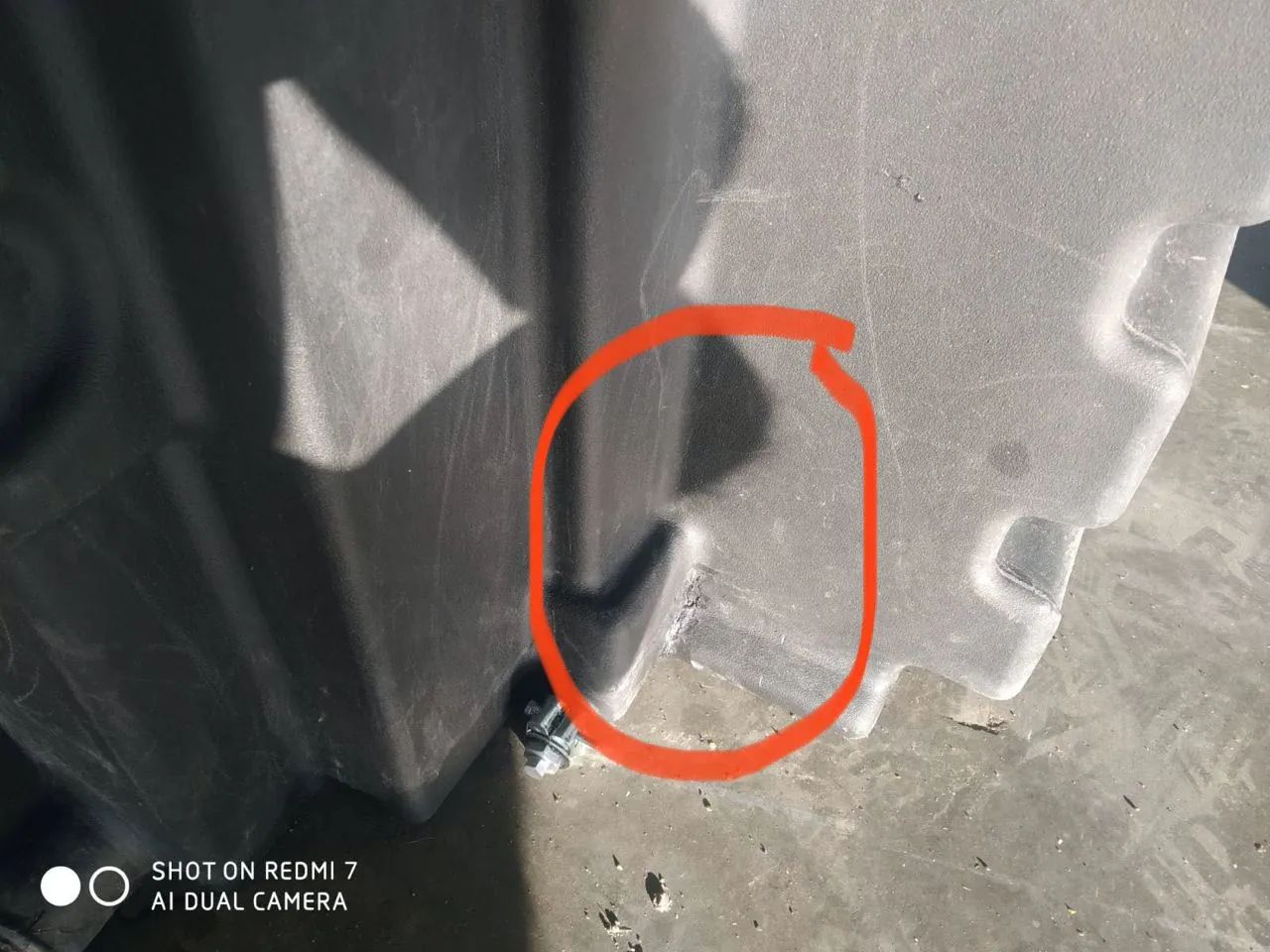 Foto 1 der Reparatur — Kraftstofftank-Reparatur Case 340 — Riss