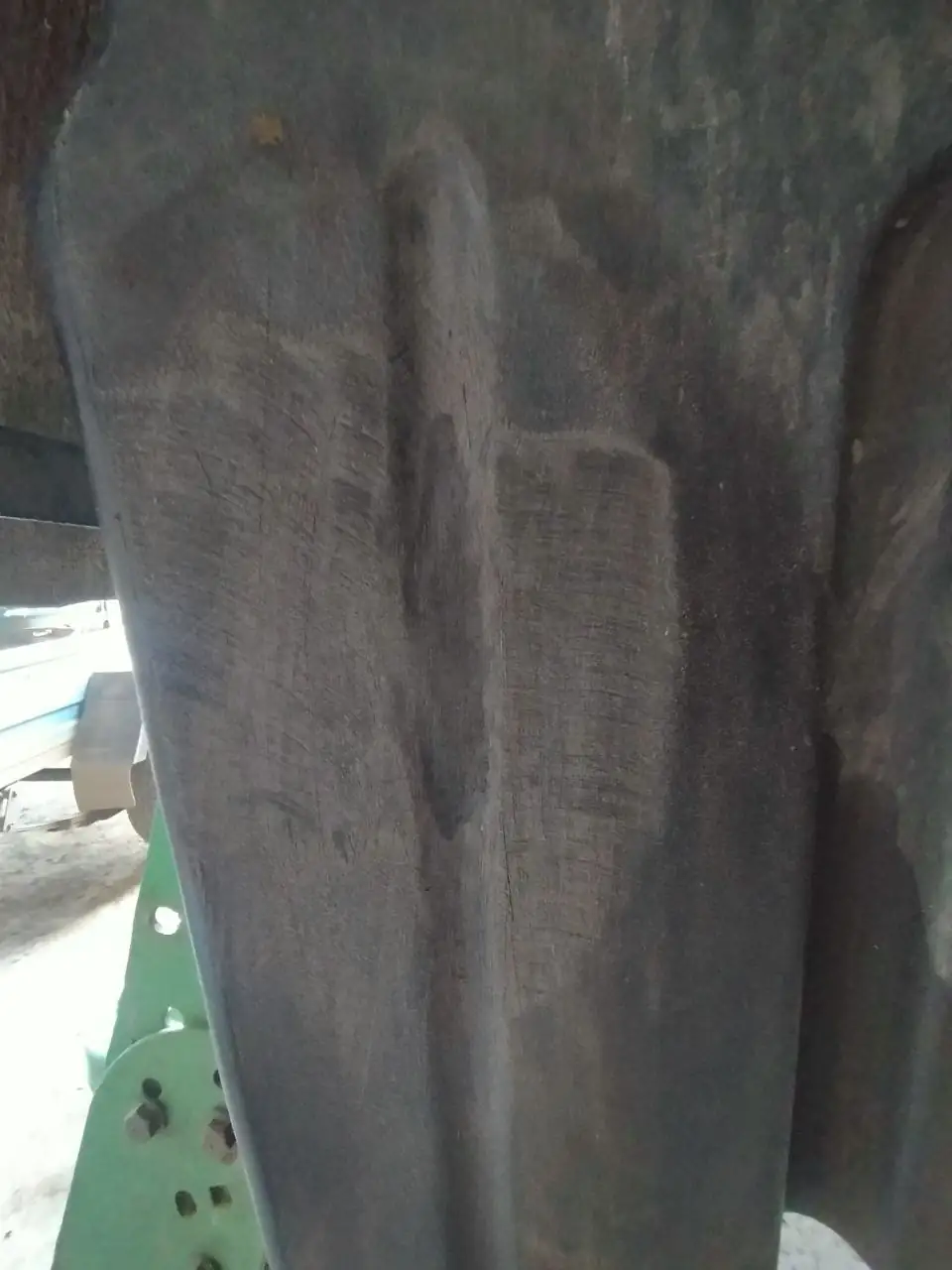 Foto 4 der Reparatur — Kraftstofftank-Reparatur John Deere 8430 — Riss