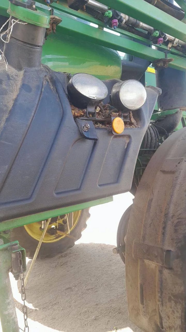Foto 1 der Reparatur — Kraftstofftank-Reparatur John Deere — September 2023