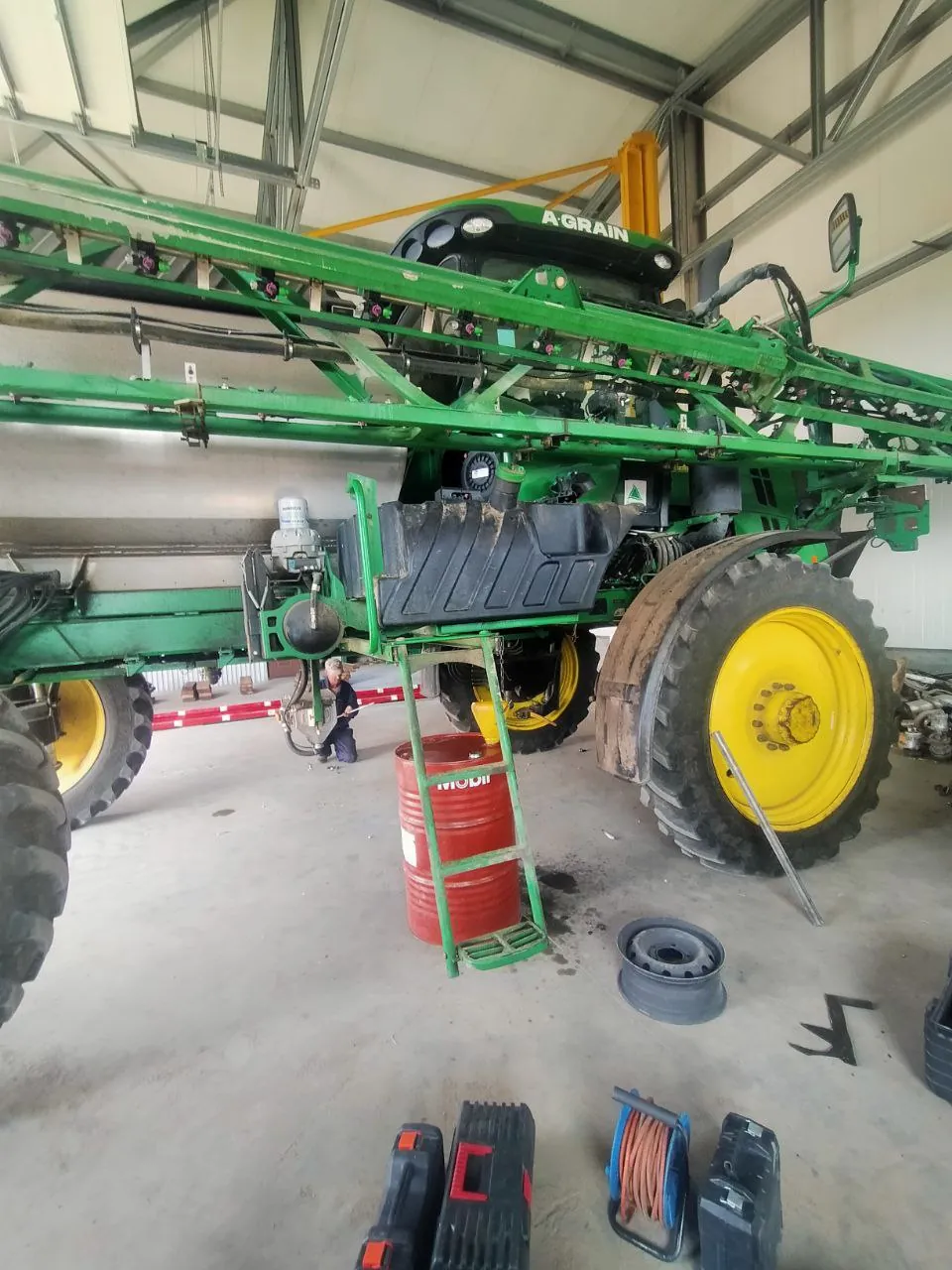 Foto 6 der Reparatur — Kraftstofftank-Reparatur John Deere — September 2023