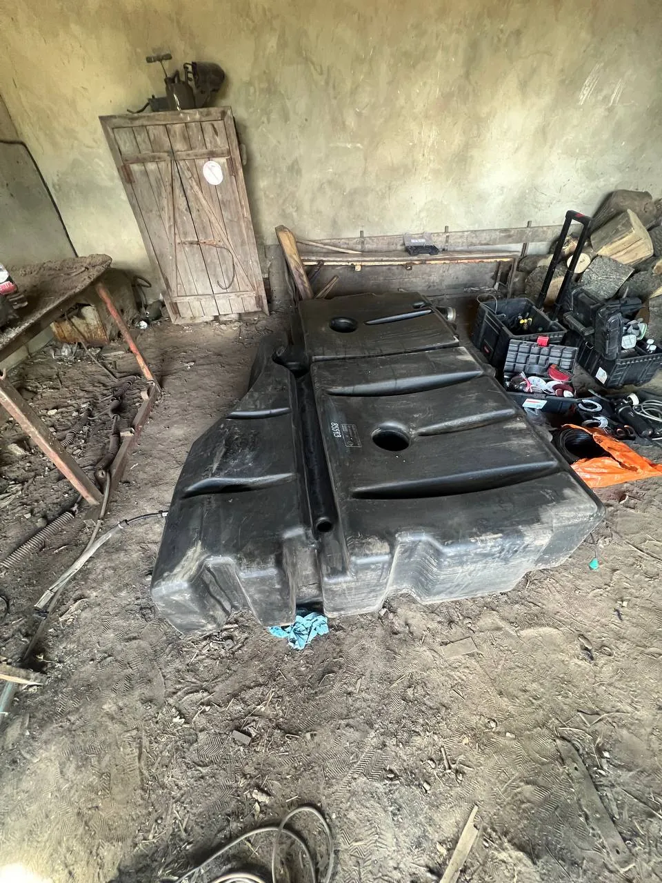Foto 4 der Reparatur — Kraftstofftank-Reparatur Claas Lexion 560 — September 2023