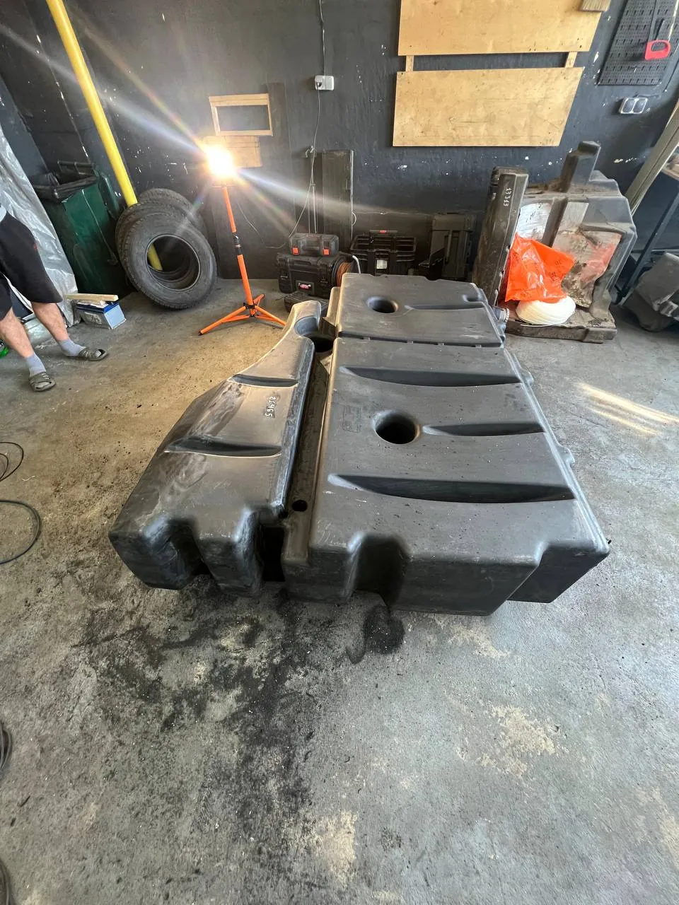 Foto 18 der Reparatur — Kraftstofftank-Reparatur Claas Lexion 760 — Risse an zwei Stellen