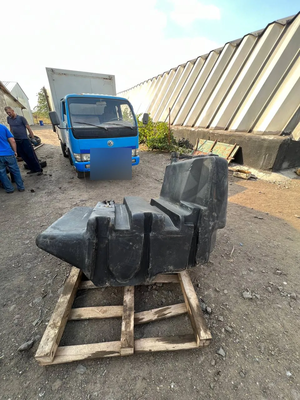 Foto 1 der Reparatur — Kraftstofftank-Reparatur John Deere 9560 STS