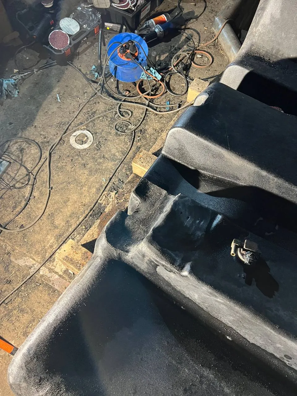 Foto 10 der Reparatur — Kraftstofftank-Reparatur John Deere 9560 STS