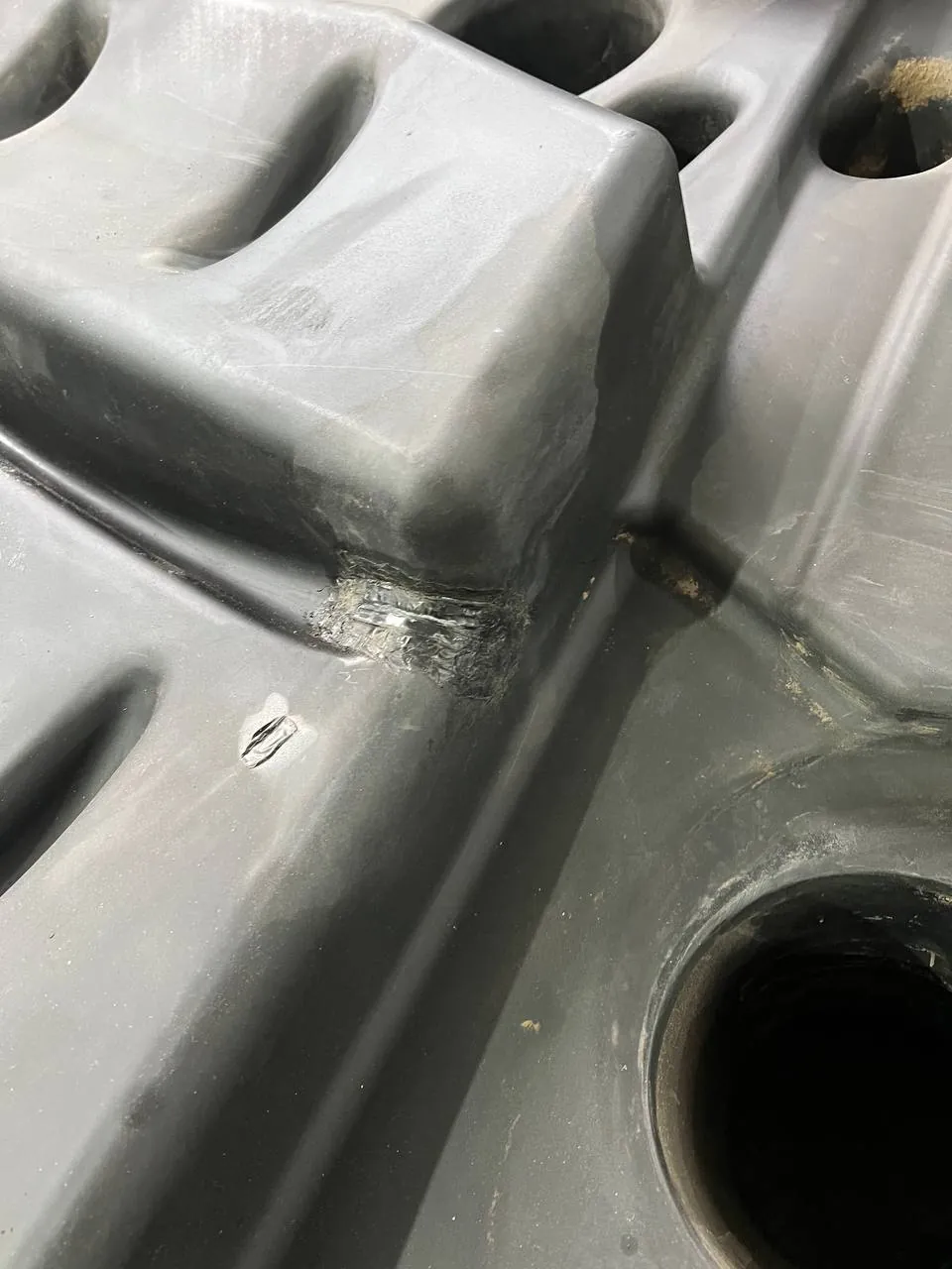 Foto 5 der Reparatur — Kraftstofftank-Reparatur Claas Lexion — November 2023