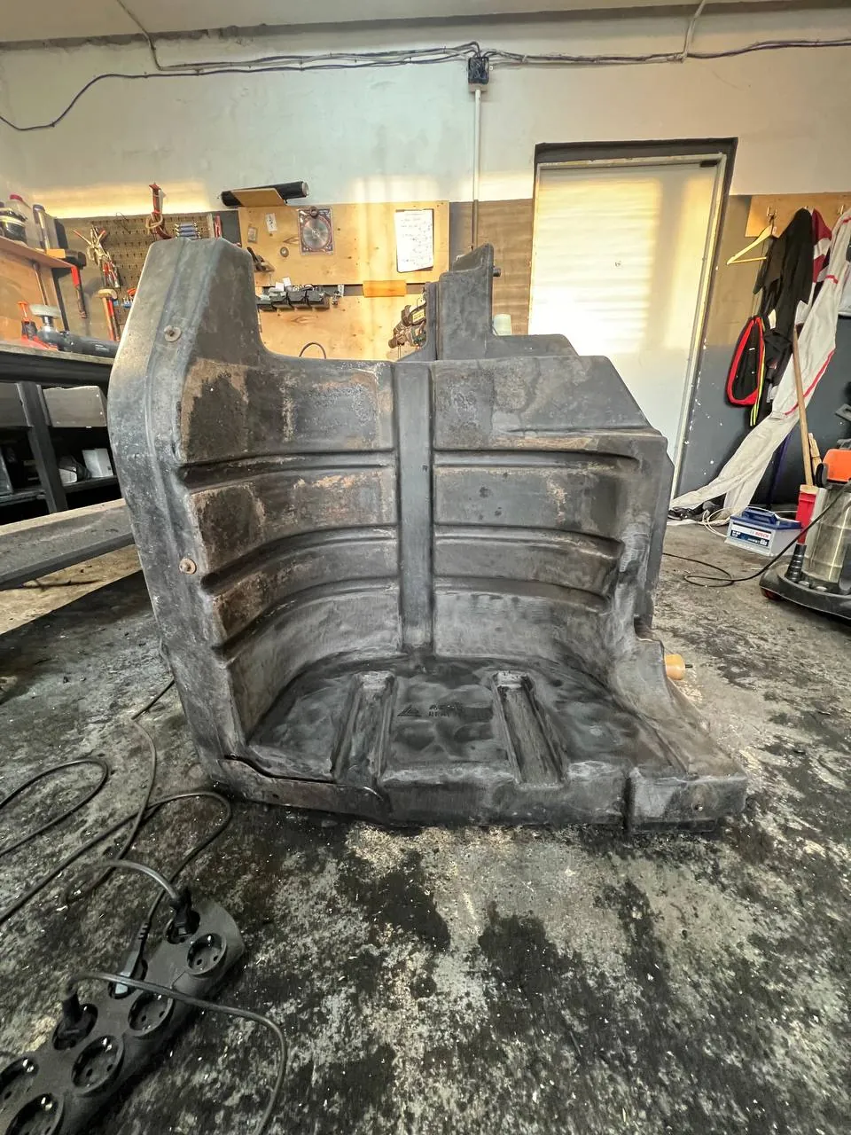 Foto 14 der Reparatur — Kraftstofftank-Reparatur New Holland T 8.390