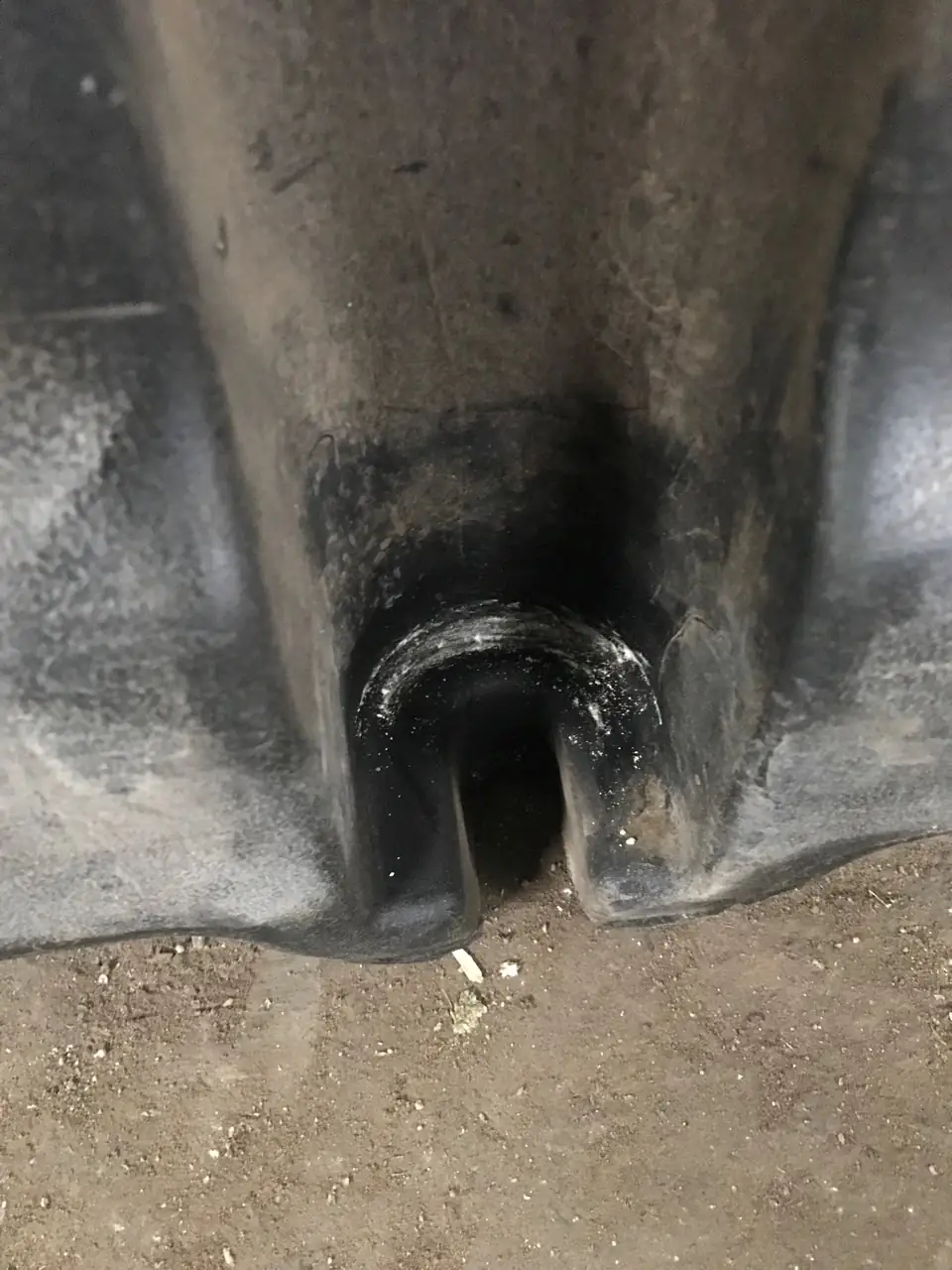 Foto 3 der Reparatur — Kraftstofftank-Reparatur am Traktor — Auftrag 85698