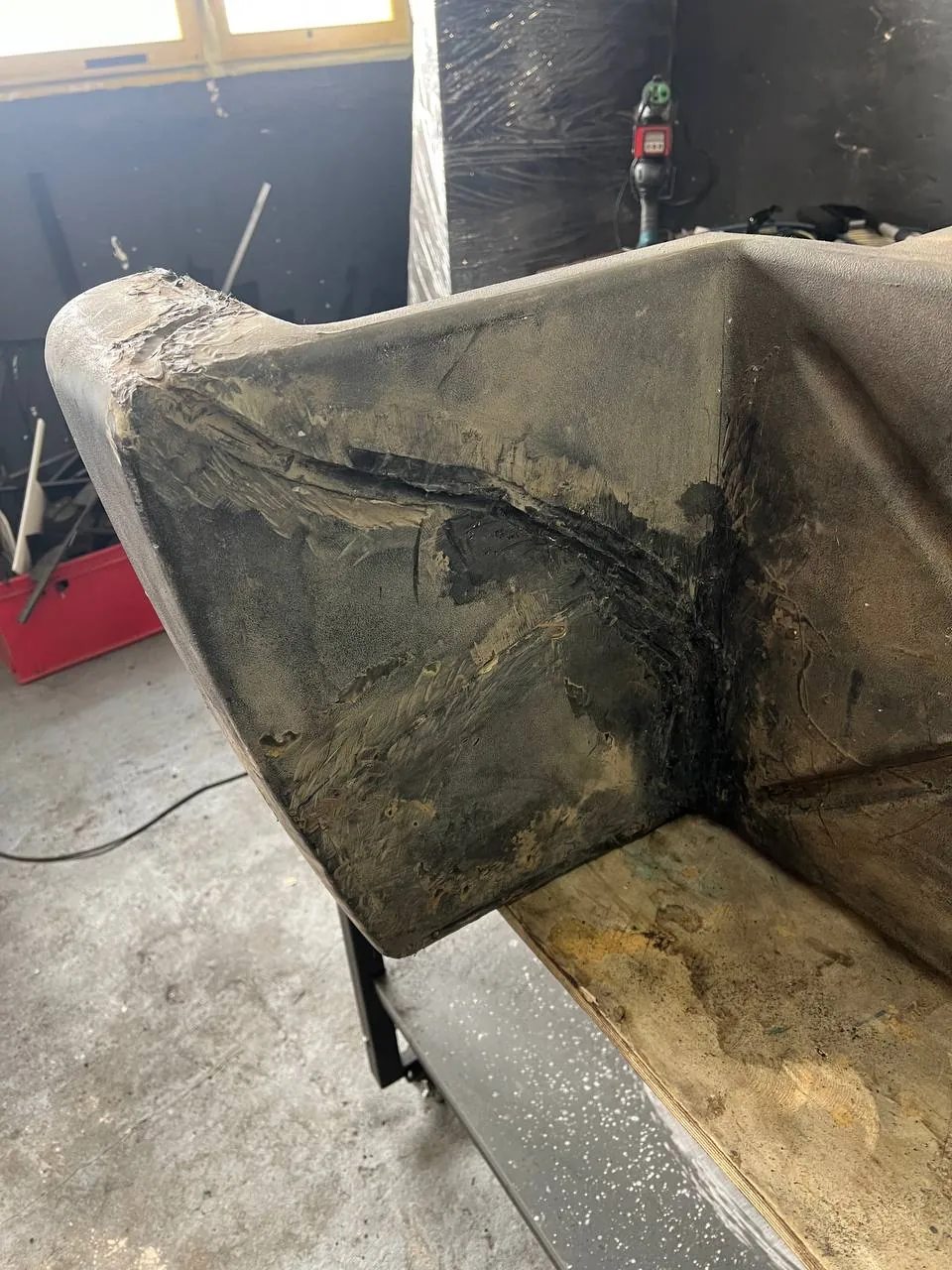 Foto 4 der Reparatur — Kraftstofftank-Reparatur JCB 531-70 — Dezember 2023