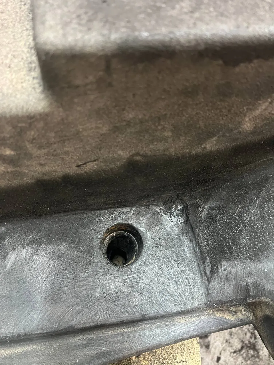 Foto 11 der Reparatur — Kraftstofftank-Reparatur JCB 531-70 — Dezember 2023