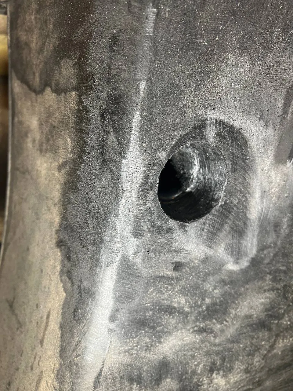 Foto 15 der Reparatur — Kraftstofftank-Reparatur JCB 531-70 — Dezember 2023