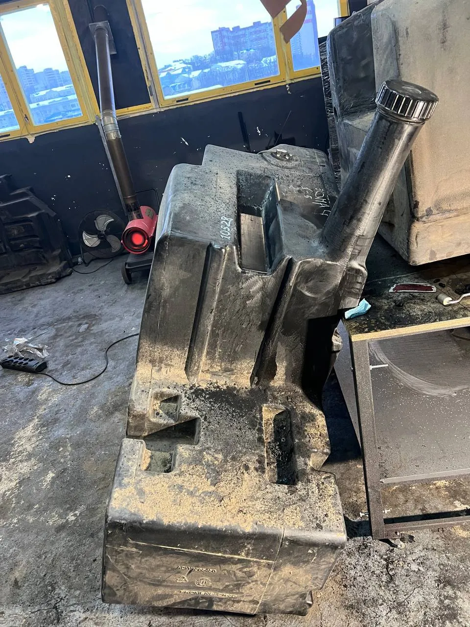 Foto 14 der Reparatur — Kraftstofftank-Reparatur am Mähdrescher