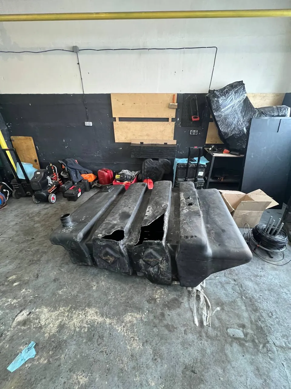 Foto 9 der Reparatur — Kraftstofftank-Reparatur John Deere — Dezember 2023