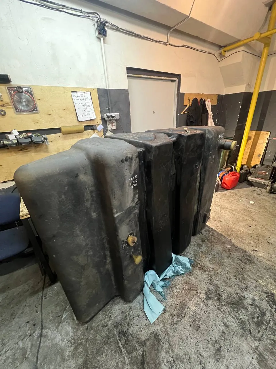Foto 14 der Reparatur — Kraftstofftank-Reparatur John Deere — Dezember 2023