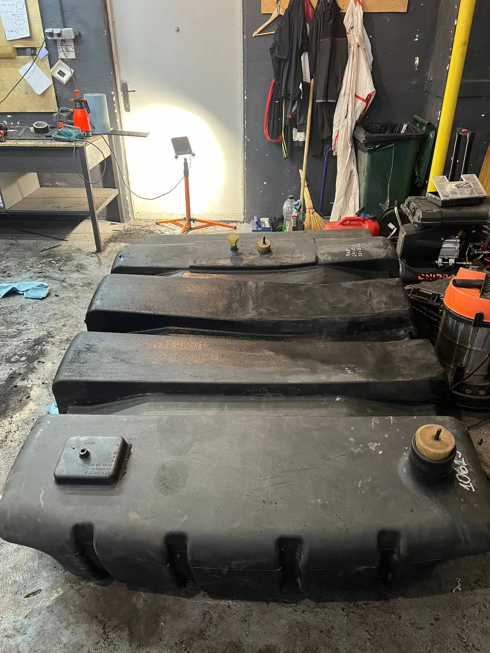 Foto 18 der Reparatur — Kraftstofftank-Reparatur John Deere — Dezember 2023