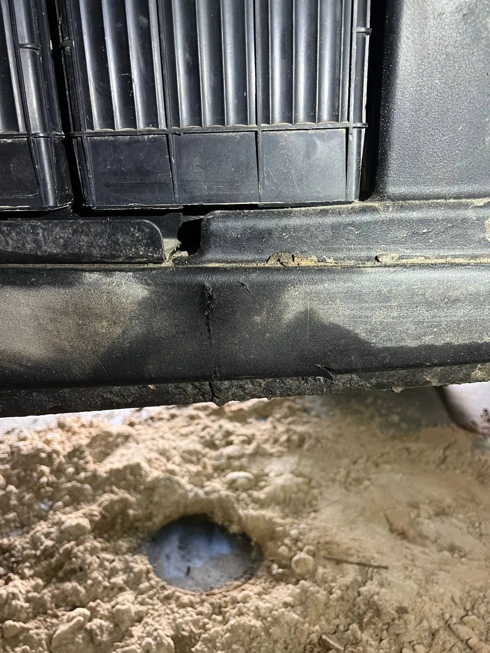 Foto 5 der Reparatur — Kraftstofftank-Reparatur John Deere 8R 340