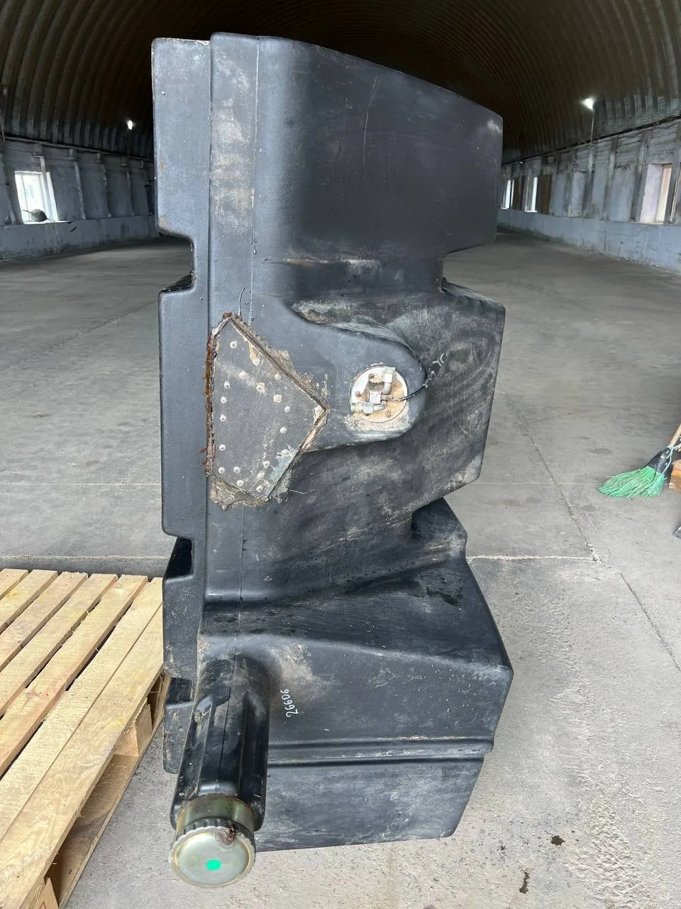 Foto 2 der Reparatur — Kraftstofftank-Reparatur New Holland CX6090 — Juli 2024