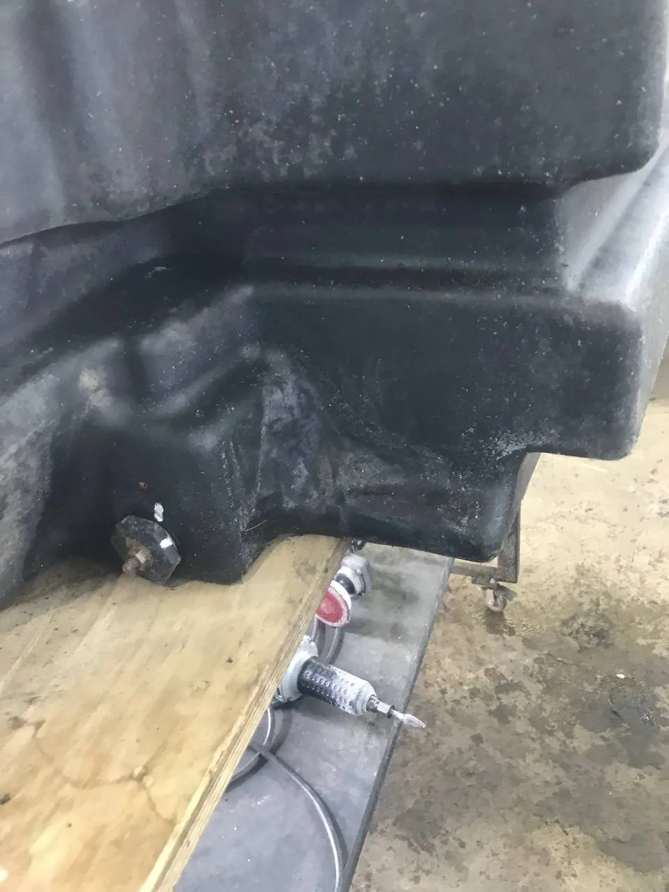 Foto 9 der Reparatur — Kraftstofftank-Reparatur Case 280