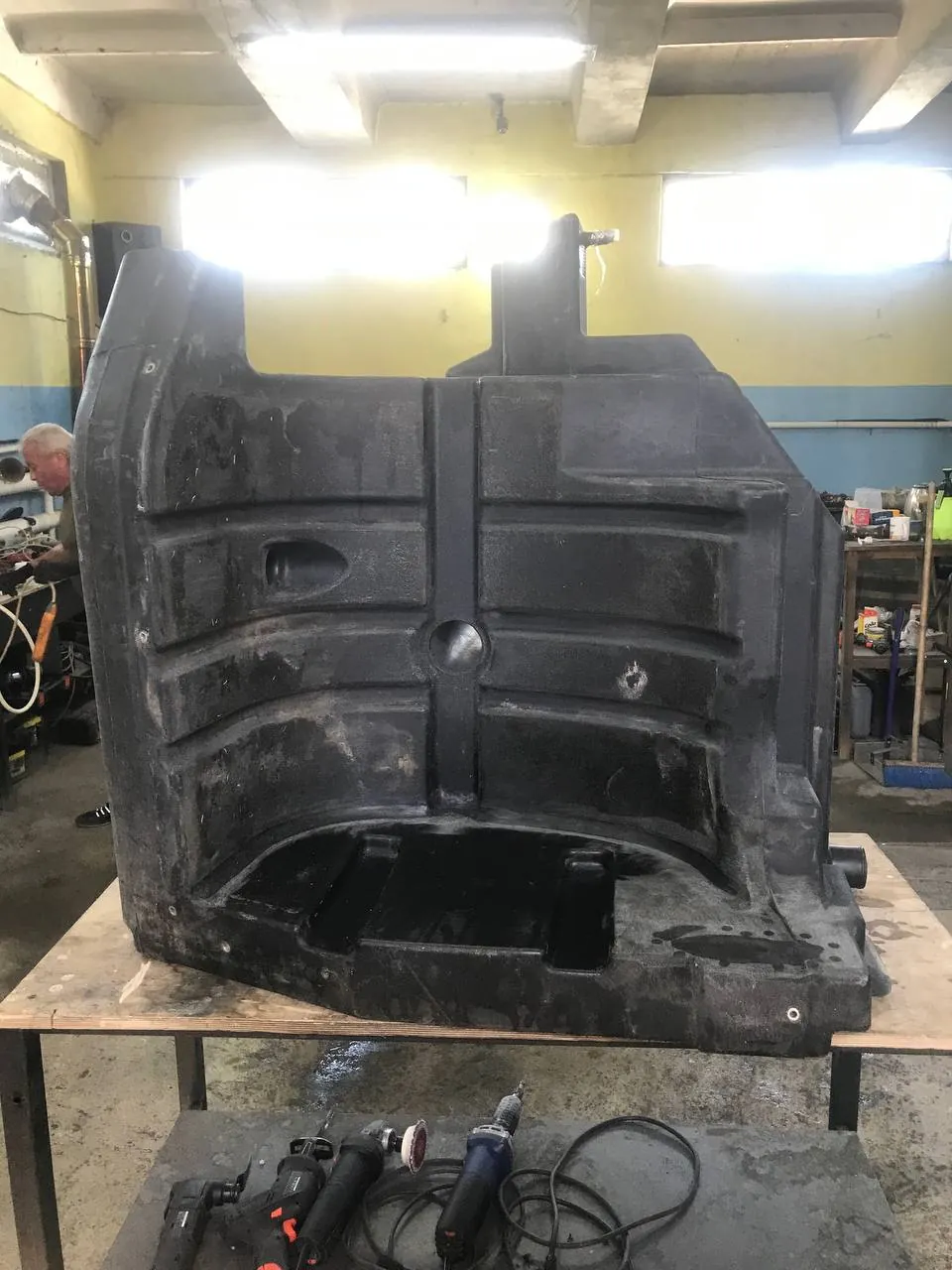 Foto 14 der Reparatur — Kraftstofftank-Reparatur Case 280