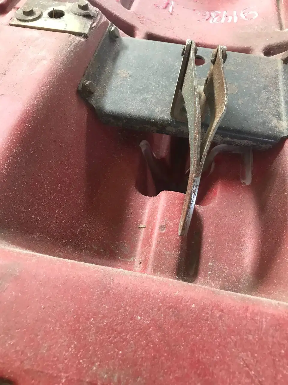 Foto 5 der Reparatur — Halmteiler-Reparatur am Schneidwerk