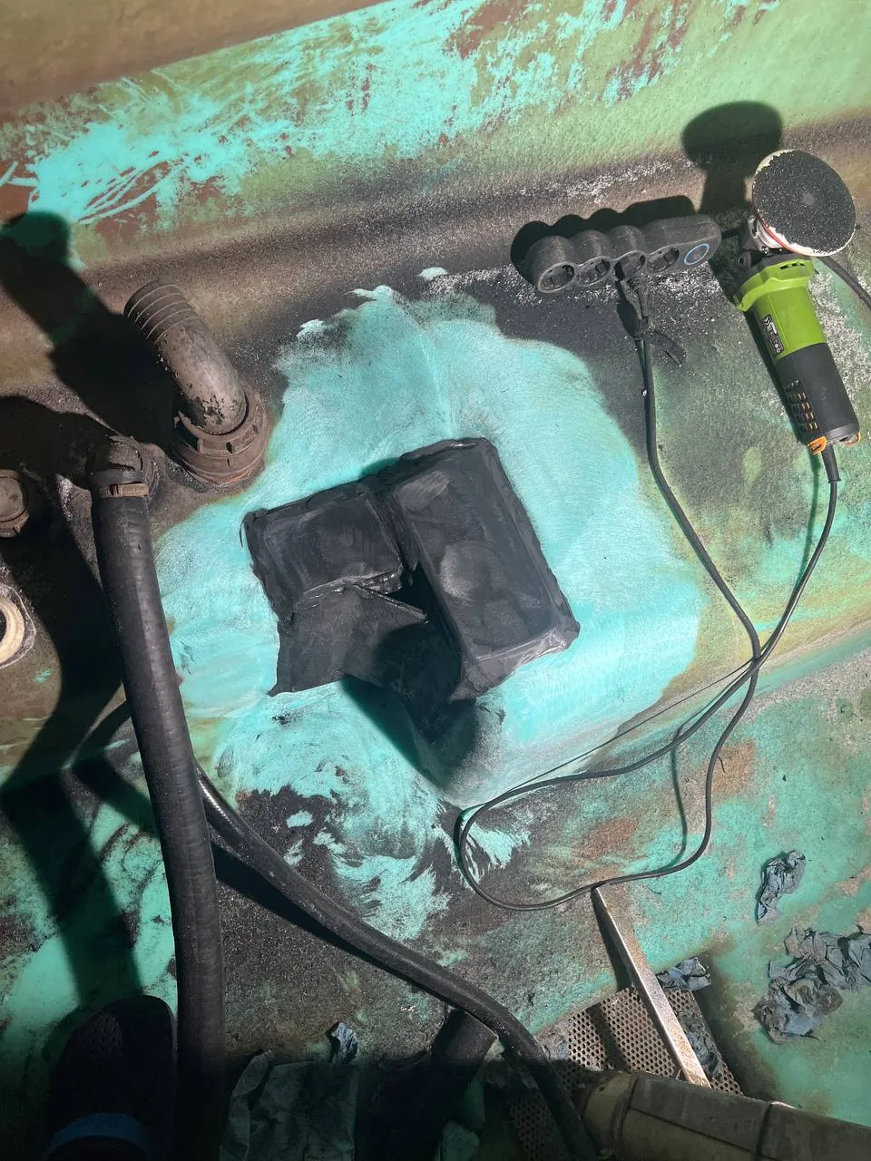 Foto 1 der Reparatur — Spritzentank-Reparatur Berthoud Raptor