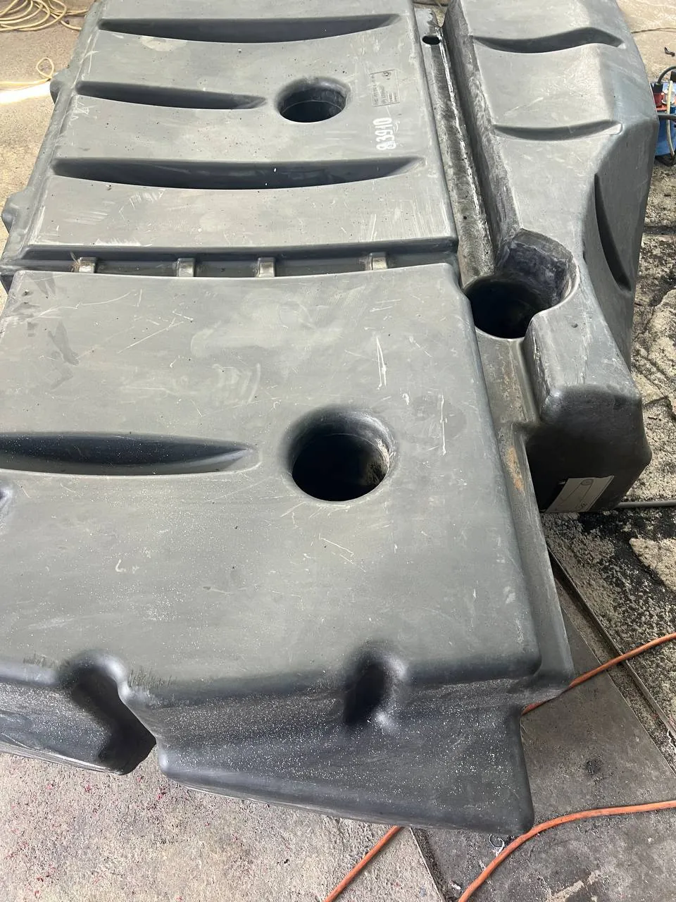 Foto 20 der Reparatur — Kraftstofftank-Reparatur Claas Lexion 550