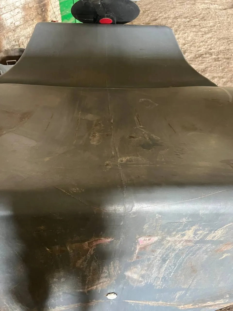 Foto 2 der Reparatur — Korntank-Reparatur an der Sämaschine — Juli 2024