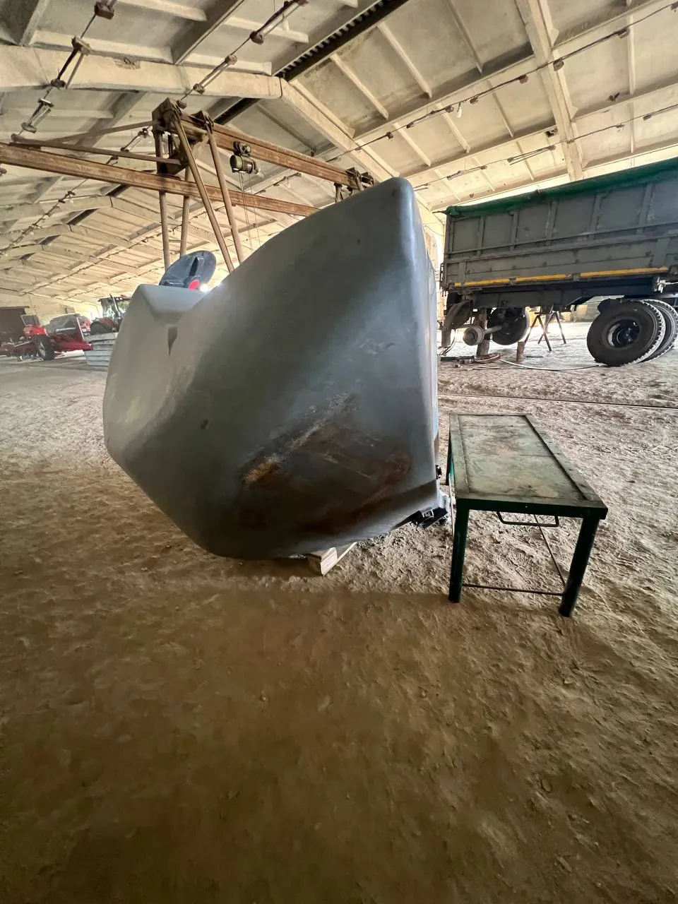 Foto 7 der Reparatur — Korntank-Reparatur an der Sämaschine — Juli 2024