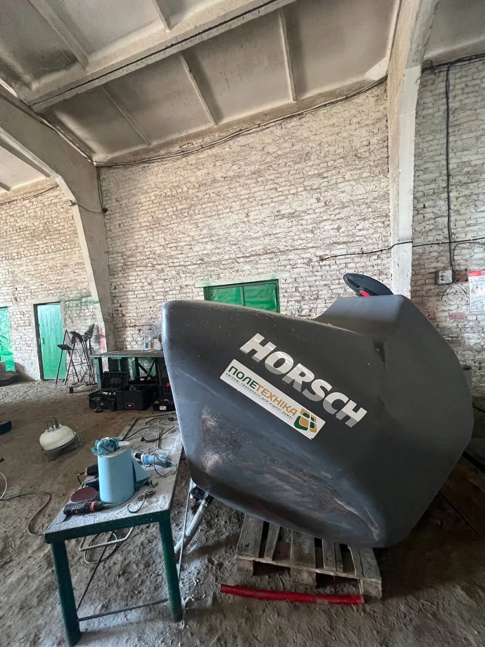Foto 9 der Reparatur — Korntank-Reparatur an der Sämaschine — Juli 2024