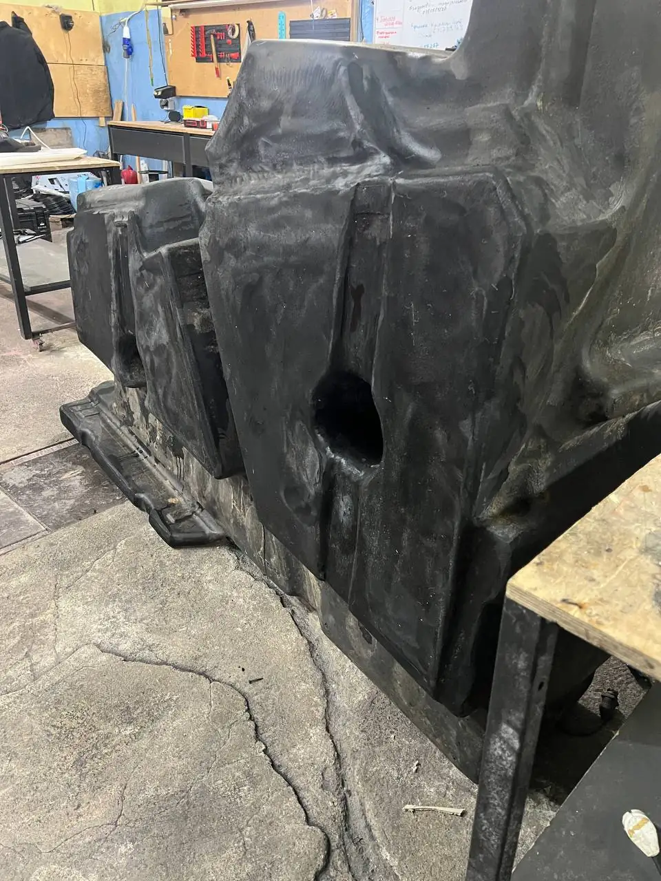 Foto 11 der Reparatur — Kraftstofftank-Reparatur Claas Lexion 760 — Tank durchgebrannt