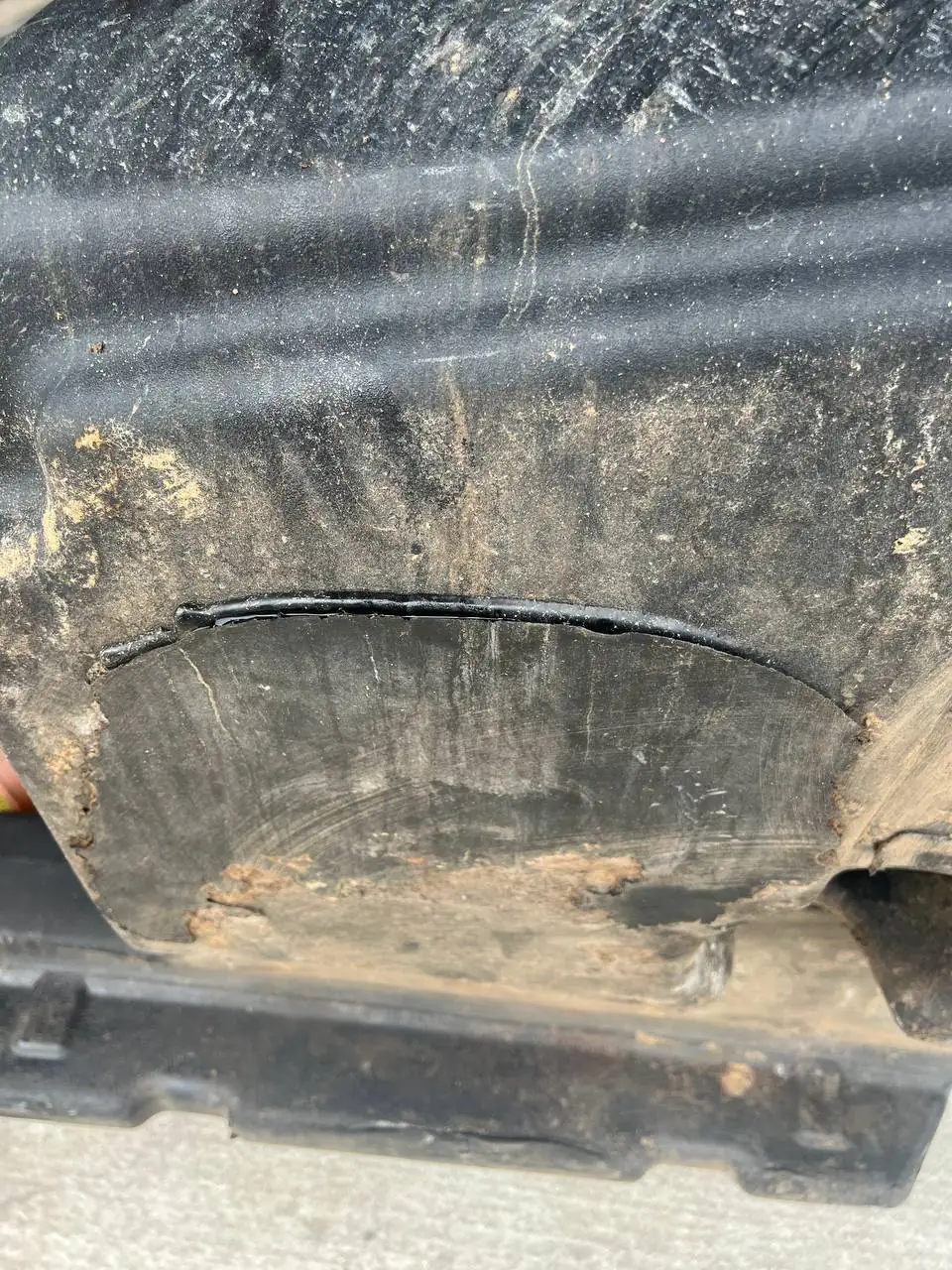 Foto 4 der Reparatur — Kraftstofftank-Reparatur Claas Lexion 760 — Tank durchgebrannt