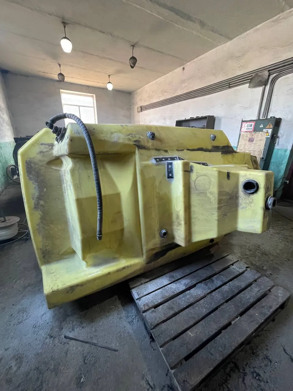 Foto 21 der Reparatur — Spritzentank-Reparatur Hardi Alfa