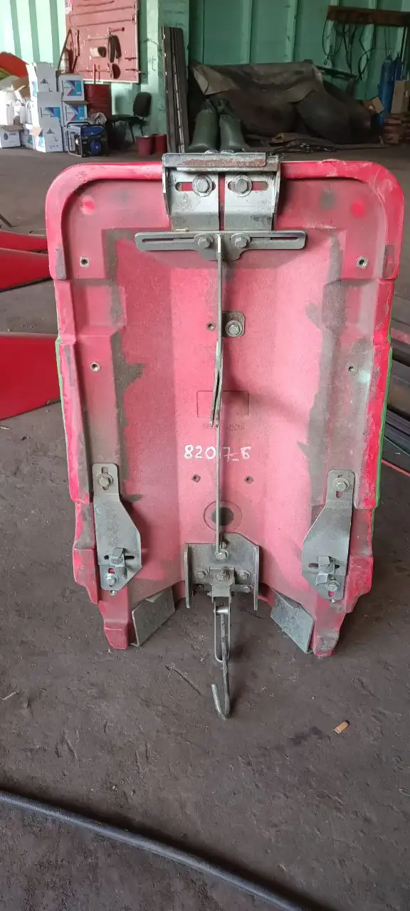 Foto 48 der Reparatur — Halmteiler-Reparatur am Schneidwerk — August 2025