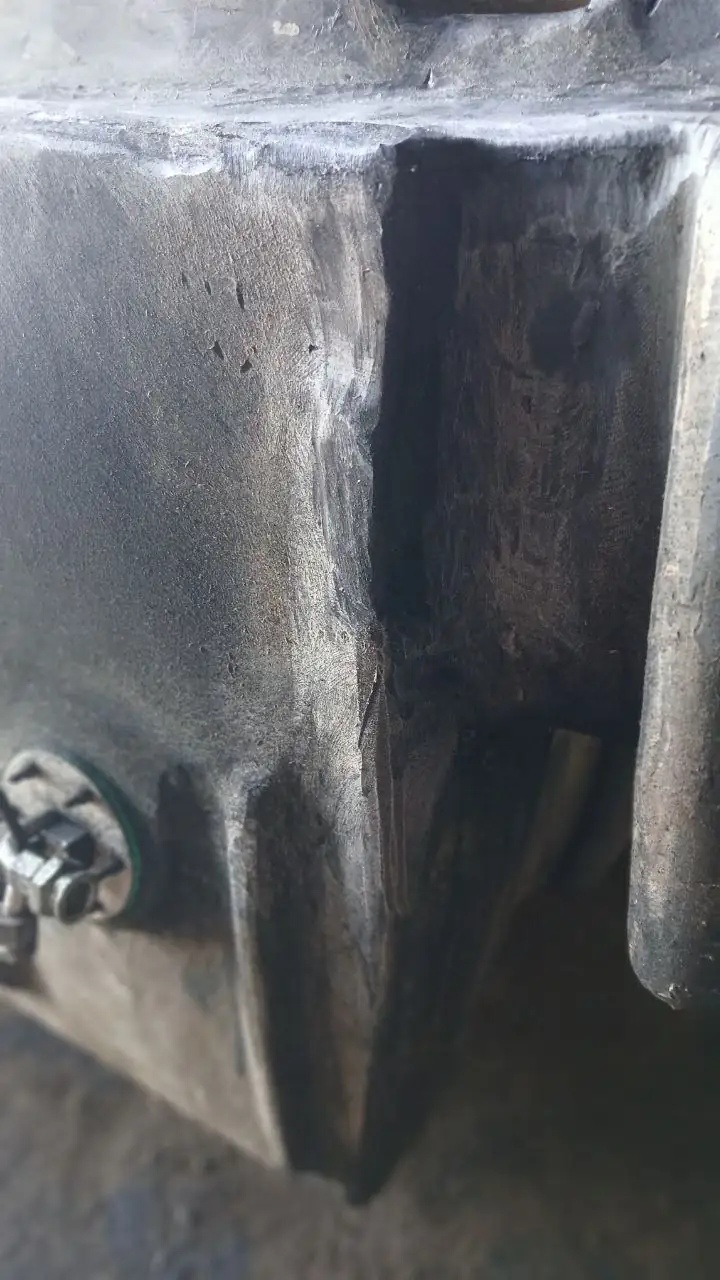 Foto 8 der Reparatur — Kraftstofftank-Reparatur New Holland CX 8/80