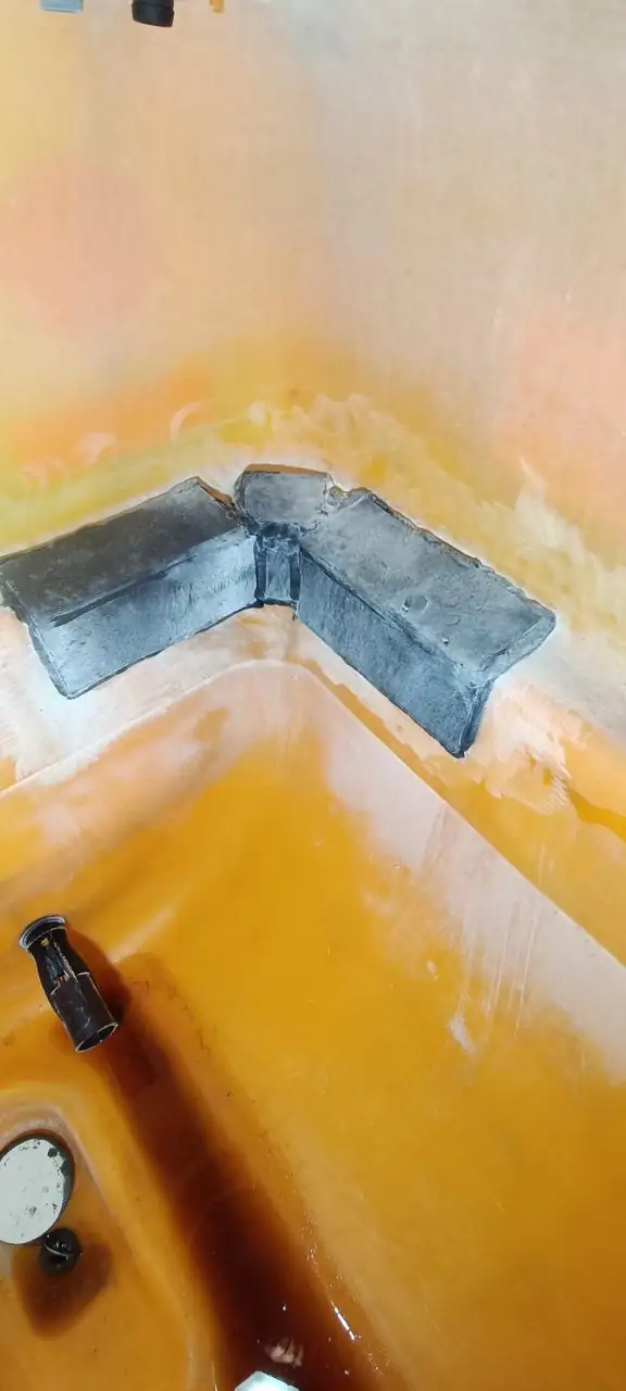 Foto 6 der Reparatur — Spritzentank-Reparatur an der selbstfahrenden Feldspritze