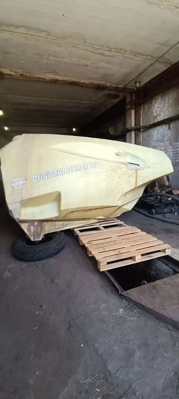 Foto 9 der Reparatur — Spritzentank-Reparatur Hardi Commander 6600 I