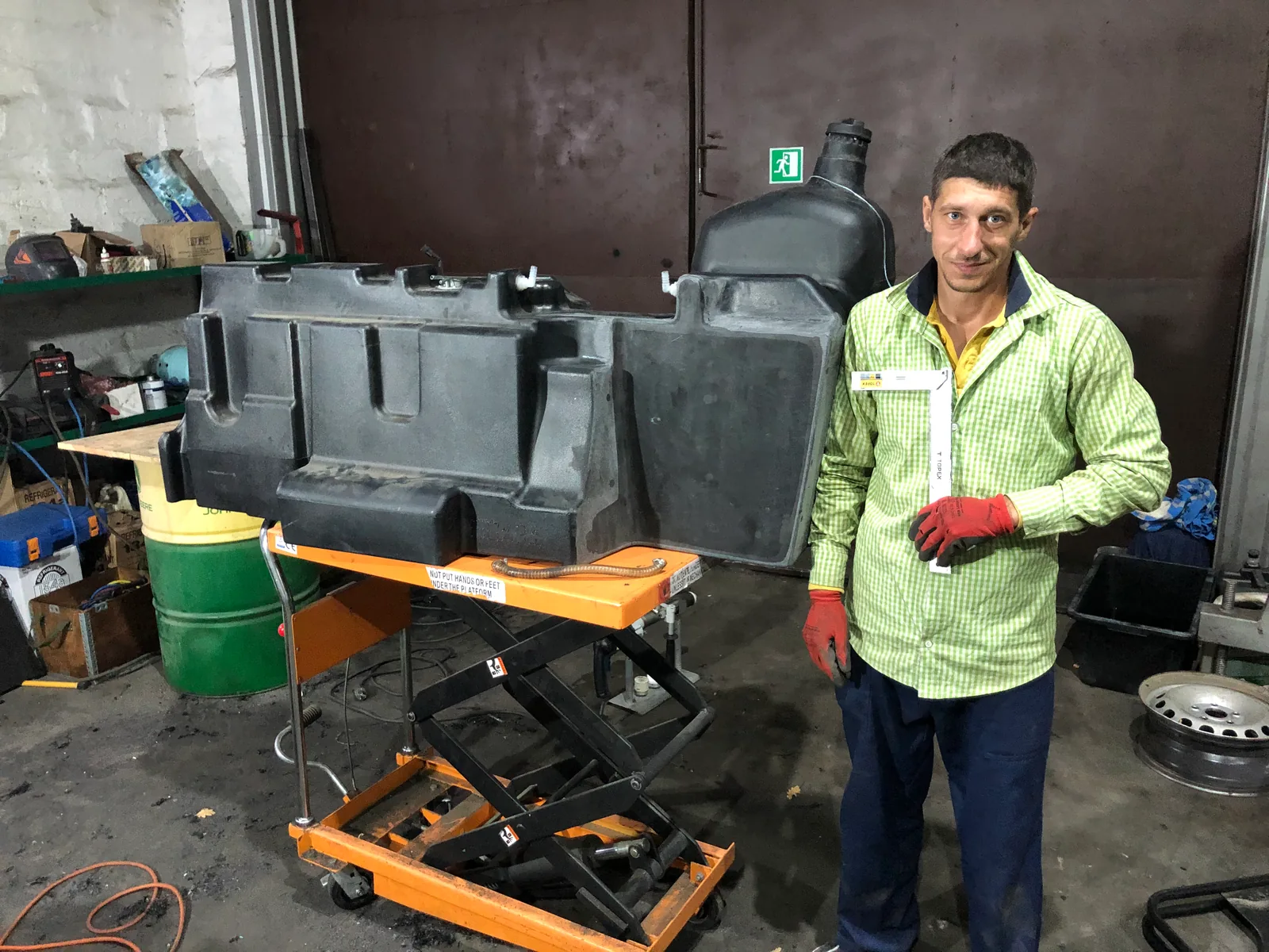 Verstärkung des umgebauten Kraftstofftanks John Deere